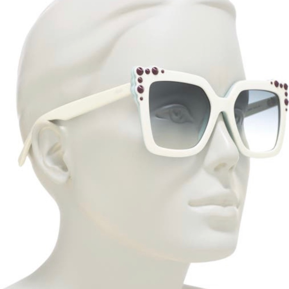 Authentic FENDI 52 Butterfly crystals acetate sunglasses - Picture 14 of 14